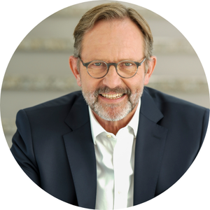 Prof. Dr. Ralf Huss